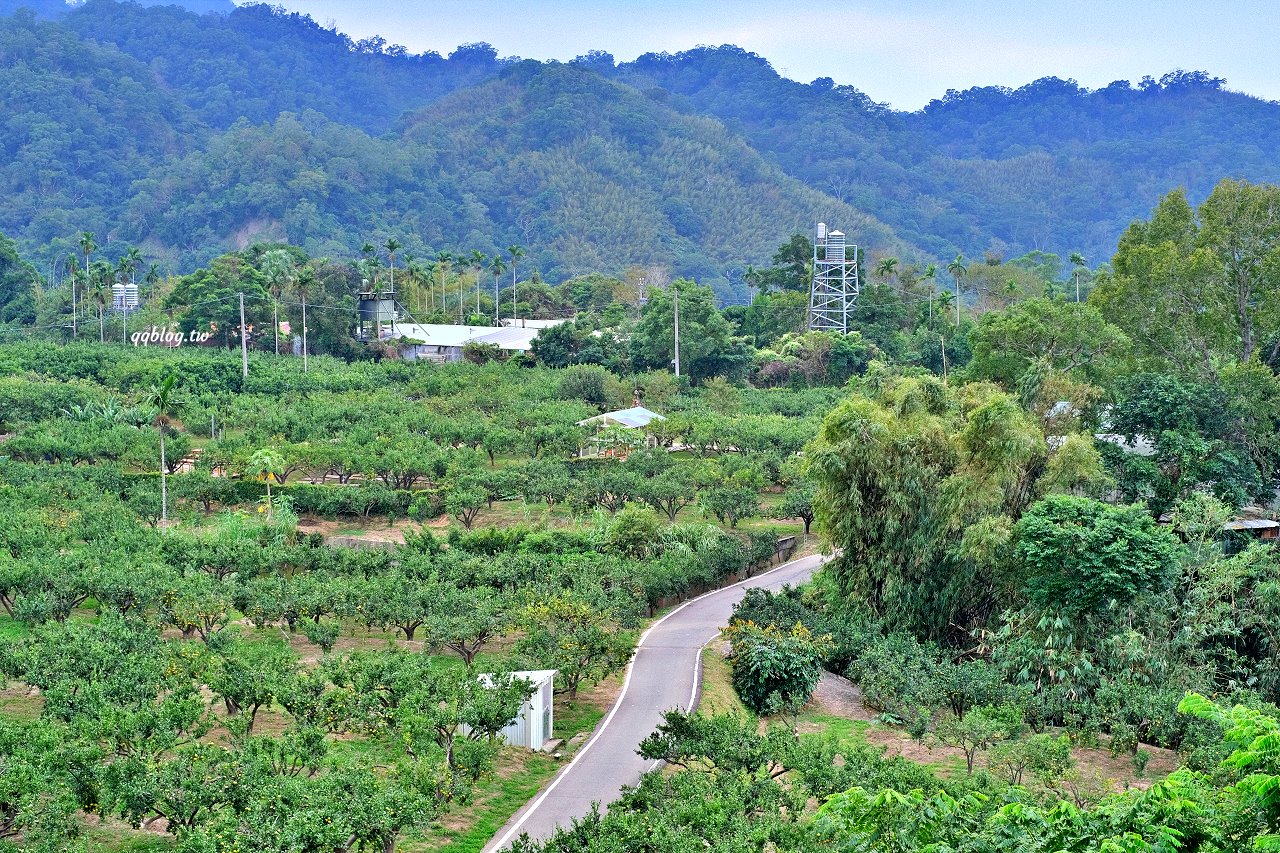 苗栗頭屋︱橙香森林．山林裡的唯美玻璃屋，還有美美的橘子隧道超好拍 @QQ的懶骨頭