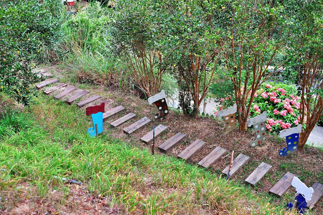 苗栗頭屋︱橙香森林．山林裡的唯美玻璃屋，還有美美的橘子隧道超好拍 @QQ的懶骨頭