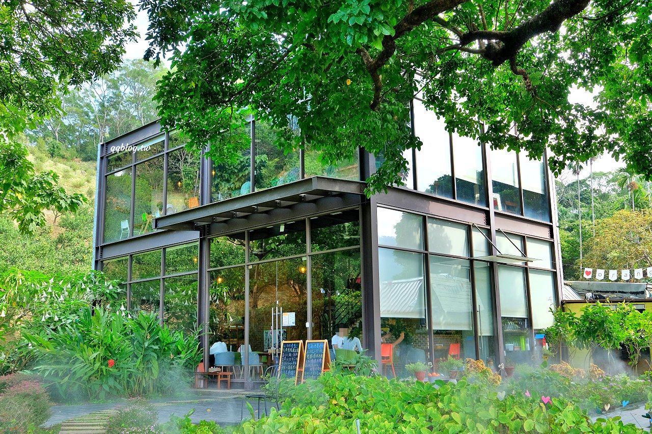 苗栗頭屋︱橙香森林.山林裡的唯美玻璃屋,還有美美的橘子隧道超好拍 @QQ的懶骨頭 苗栗頭屋︱橙香森林.山林裡的唯美玻璃屋,還有美美的橘子隧道超好拍 @QQ的懶骨頭