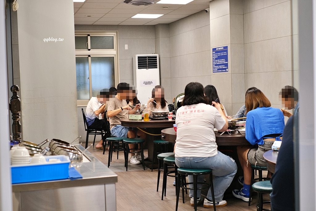 高雄湖內︱湖東牛肉館．高雄人氣溫體牛牛肉館，連續2年獲得米其林必比登推薦，沒有提早預約吃不到 @QQ的懶骨頭