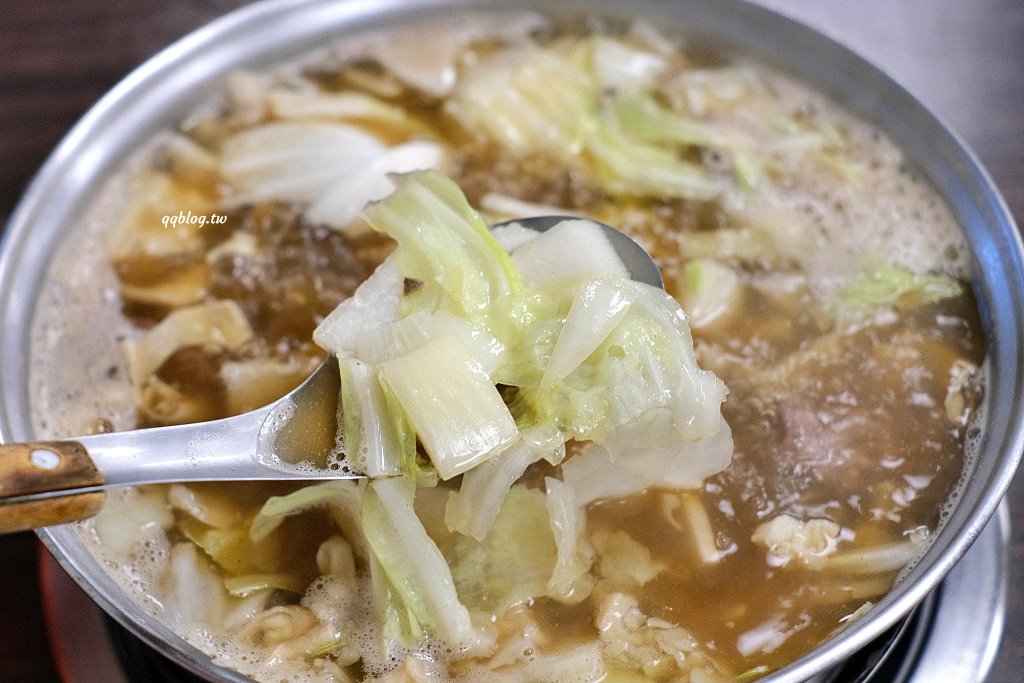 高雄湖內︱湖東牛肉館．高雄人氣溫體牛牛肉館，連續2年獲得米其林必比登推薦，沒有提早預約吃不到 @QQ的懶骨頭