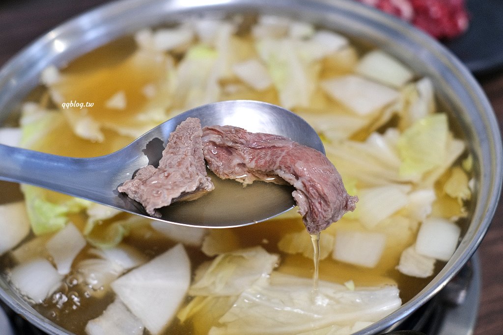 高雄湖內︱湖東牛肉館．高雄人氣溫體牛牛肉館，連續2年獲得米其林必比登推薦，沒有提早預約吃不到 @QQ的懶骨頭