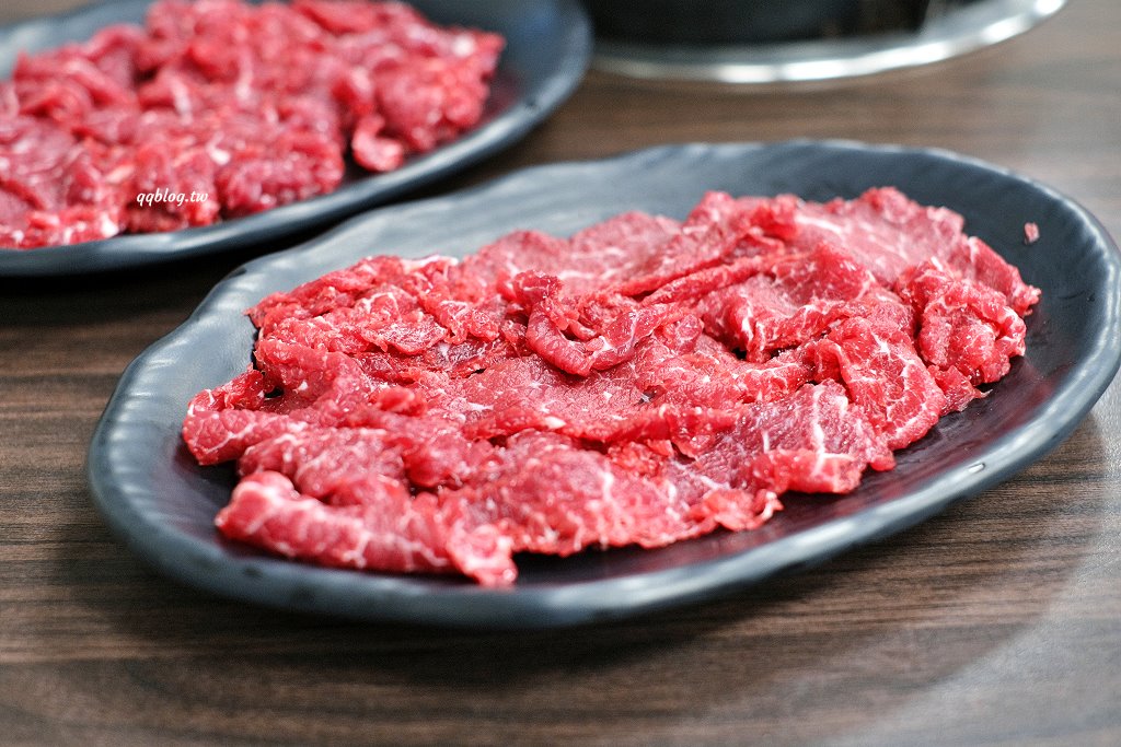 高雄湖內︱湖東牛肉館．高雄人氣溫體牛牛肉館，連續2年獲得米其林必比登推薦，沒有提早預約吃不到 @QQ的懶骨頭
