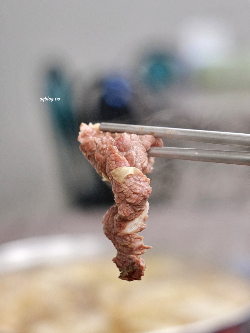 高雄湖內︱湖東牛肉館．高雄人氣溫體牛牛肉館，連續2年獲得米其林必比登推薦，沒有提早預約吃不到 @QQ的懶骨頭