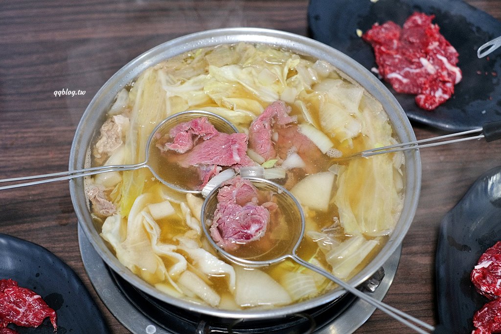 高雄湖內︱湖東牛肉館．高雄人氣溫體牛牛肉館，連續2年獲得米其林必比登推薦，沒有提早預約吃不到 @QQ的懶骨頭