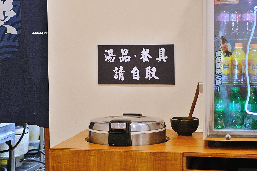 台中豐原︱汍樂滿盛燒肉丼 豐原總店．直火炙燒滿滿香氣，滿滿肉山超滿足 @QQ的懶骨頭