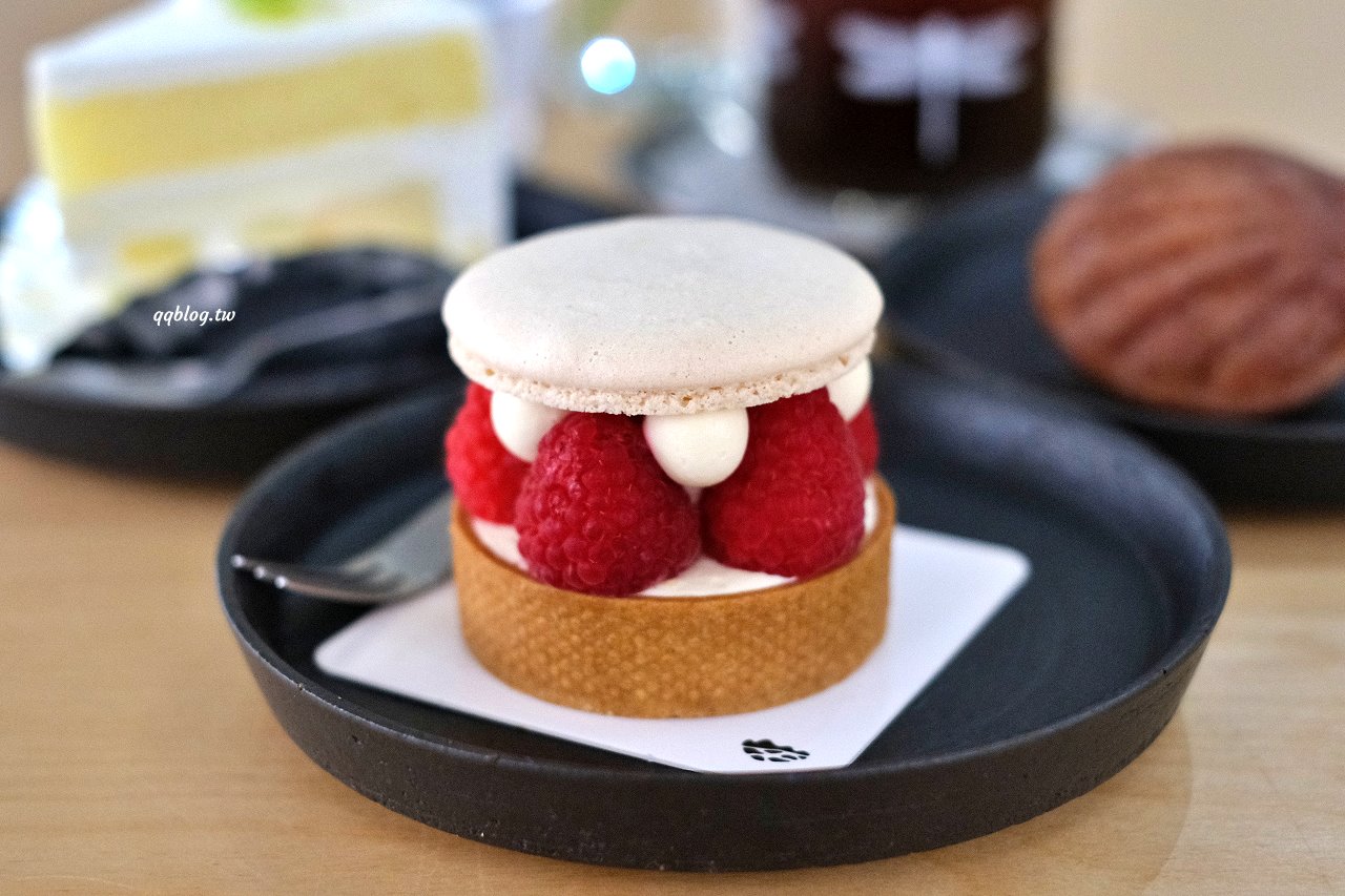 台南中西區︱河床甜點 Pâtisserie Rivière．台北人氣甜點店台南重新出發，排隊人潮沒停過 @QQ的懶骨頭