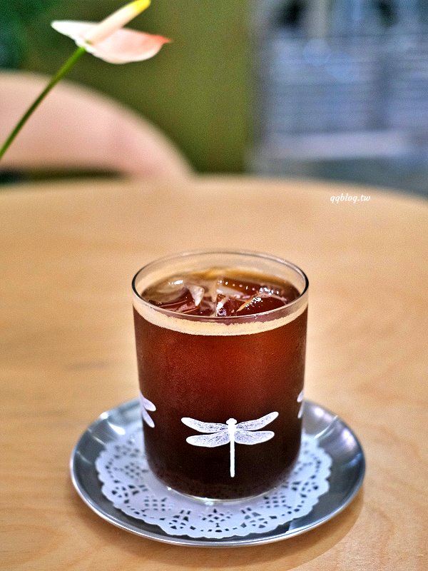 台南中西區︱河床甜點 Pâtisserie Rivière．台北人氣甜點店台南重新出發，排隊人潮沒停過 @QQ的懶骨頭