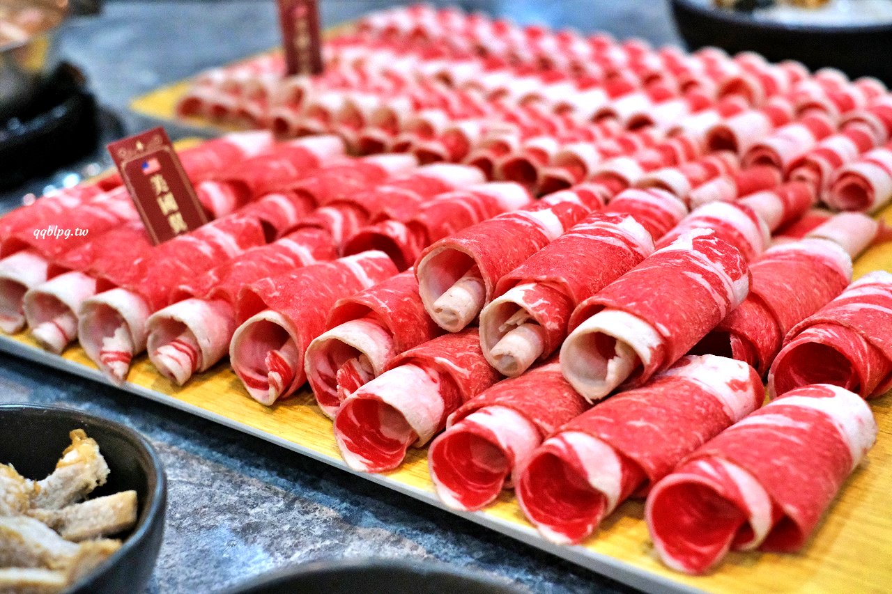 台中豐原︱五鮮級鍋物專賣-豐原白金店．平價火鍋湯底、肉品自由搭配，白飯、飲料吃到飽，營業到凌2:00，夜貓子吃鍋啦 @QQ的懶骨頭