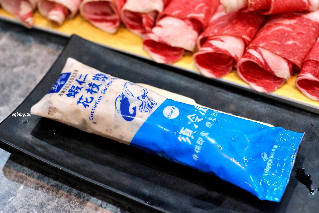 台中豐原︱五鮮級鍋物專賣-豐原白金店．平價火鍋湯底、肉品自由搭配，白飯、飲料吃到飽，營業到凌2:00，夜貓子吃鍋啦 @QQ的懶骨頭