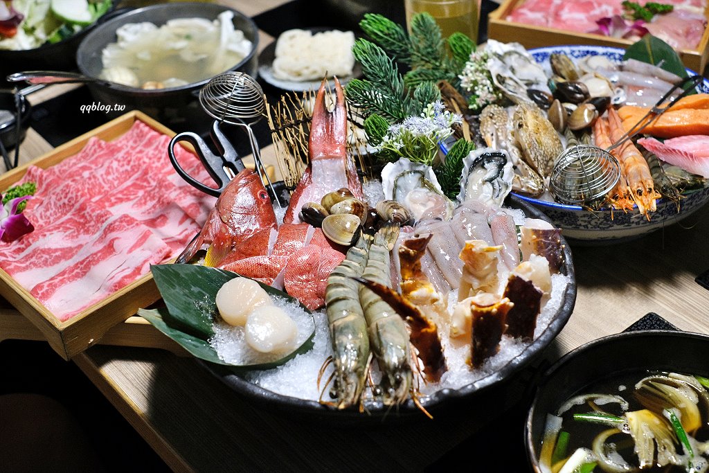 台中南屯︱灰鴿/鍋．幾歲生日送幾隻蝦，還有小鮑魚、蛤蠣、梅花肉可以雙併，快帶阿公阿嬤一起吃起來 @QQ的懶骨頭