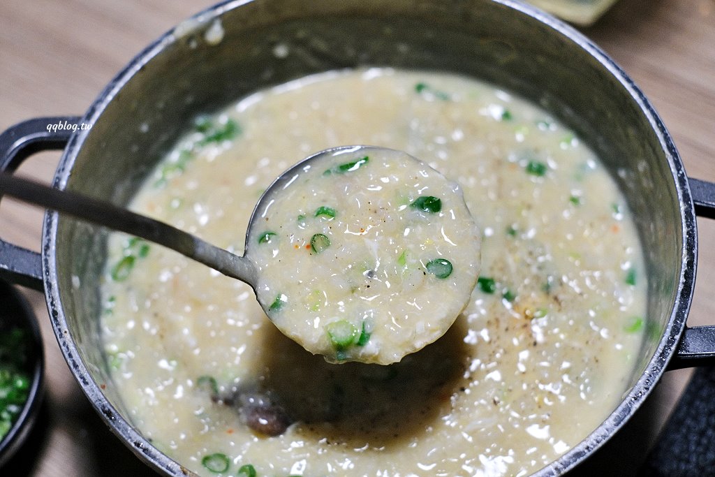 台中南屯︱灰鴿/鍋．幾歲生日送幾隻蝦，還有小鮑魚、蛤蠣、梅花肉可以雙併，快帶阿公阿嬤一起吃起來 @QQ的懶骨頭