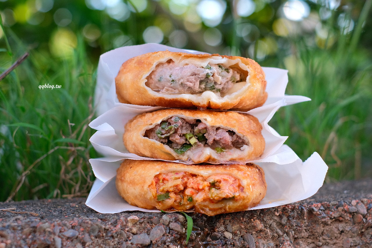 台中大雅︱不一樣餡餅．飽滿厚實又鮮嫩多汁，現點現包現煎口感好，下午茶點心來一份超滿足 @QQ的懶骨頭