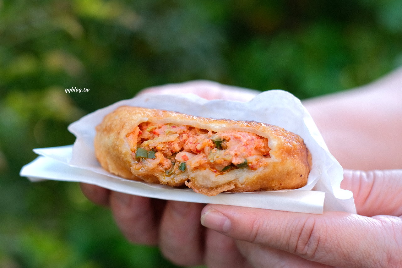 台中大雅︱不一樣餡餅．飽滿厚實又鮮嫩多汁，現點現包現煎口感好，下午茶點心來一份超滿足 @QQ的懶骨頭