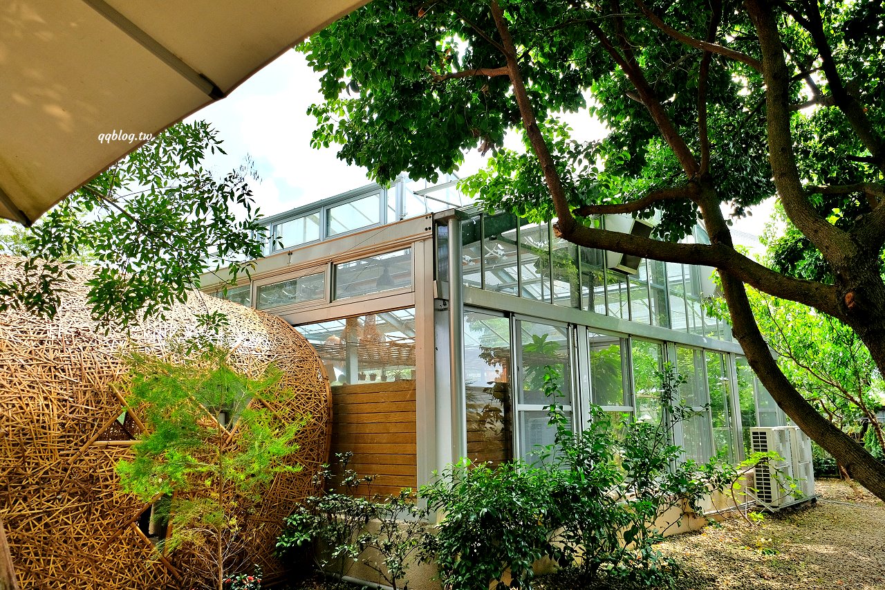 台中新社︱友利村.山城裡預約制無菜單料理,溫室玻璃屋超美的,大大的草皮可以溜小孩 @QQ的懶骨頭 台中新社︱友利村.山城裡預約制無菜單料理,溫室玻璃屋超美的,大大的草皮可以溜小孩 @QQ的懶骨頭