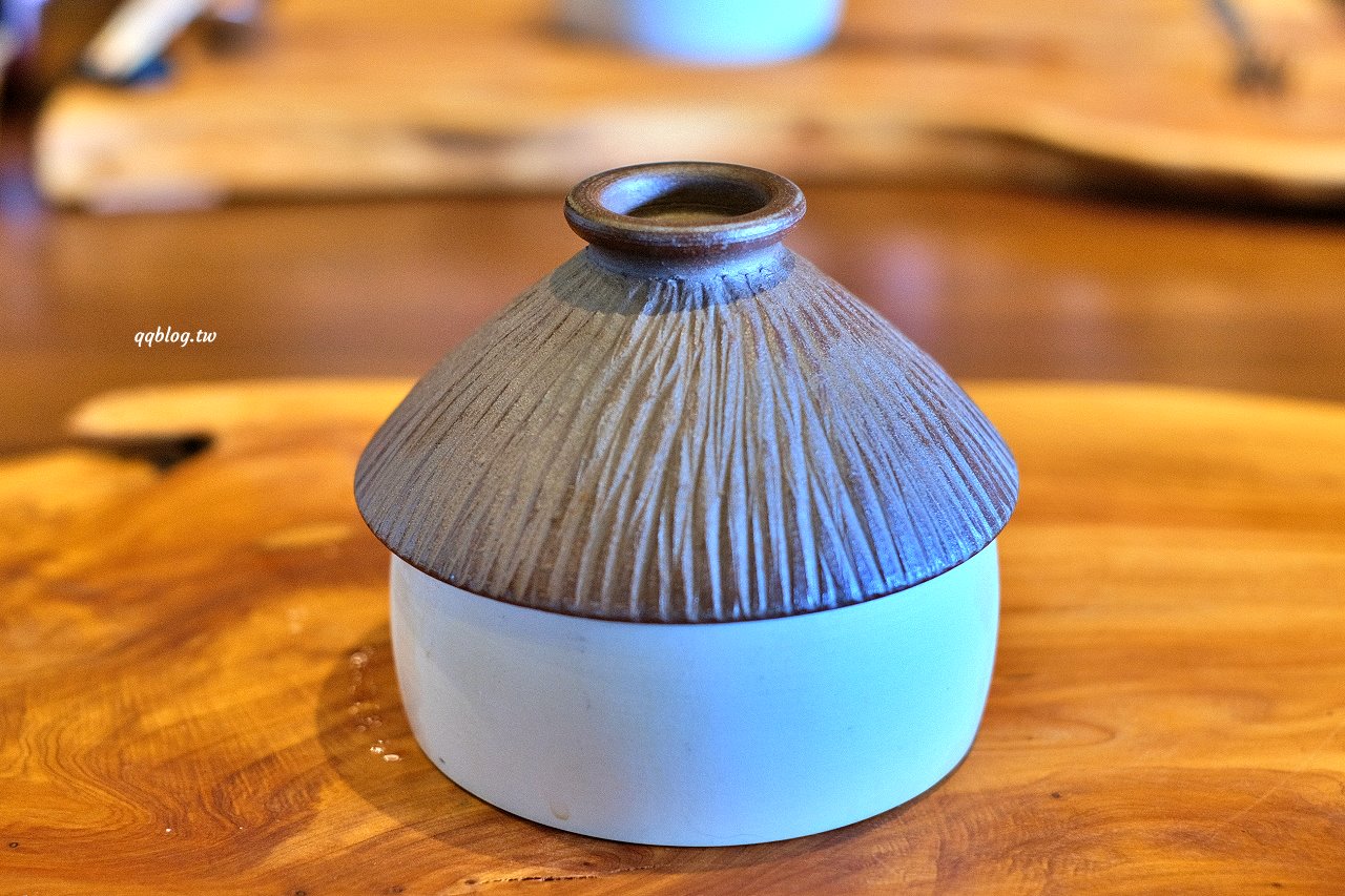 台中新社︱友利村.山城裡預約制無菜單料理,溫室玻璃屋超美的,大大的草皮可以溜小孩 @QQ的懶骨頭 台中新社︱友利村.山城裡預約制無菜單料理,溫室玻璃屋超美的,大大的草皮可以溜小孩 @QQ的懶骨頭