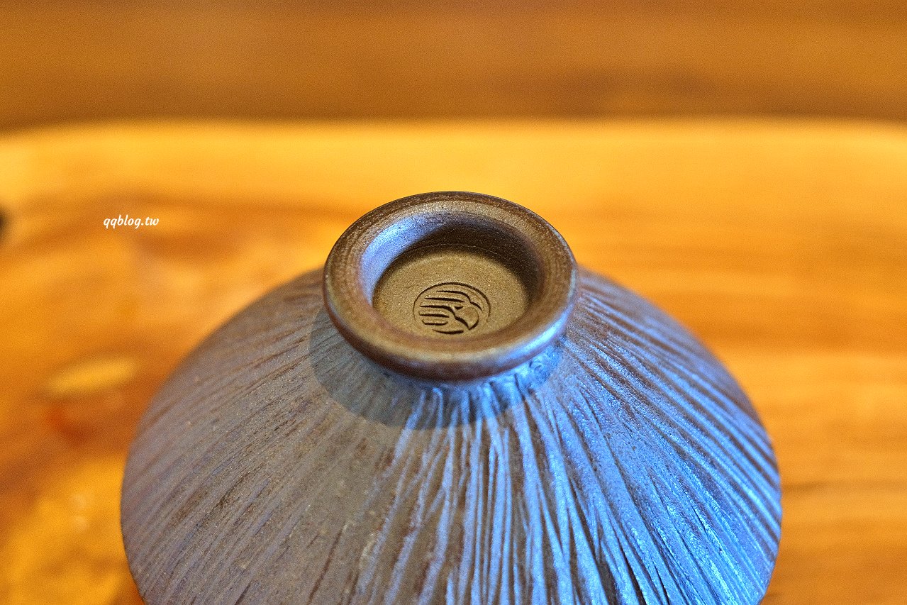 台中新社︱友利村．山城裡預約制無菜單料理，溫室玻璃屋超美的，大大的草皮可以溜小孩 @QQ的懶骨頭