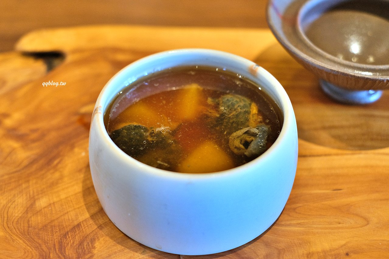 台中新社︱友利村.山城裡預約制無菜單料理,溫室玻璃屋超美的,大大的草皮可以溜小孩 @QQ的懶骨頭 台中新社︱友利村.山城裡預約制無菜單料理,溫室玻璃屋超美的,大大的草皮可以溜小孩 @QQ的懶骨頭