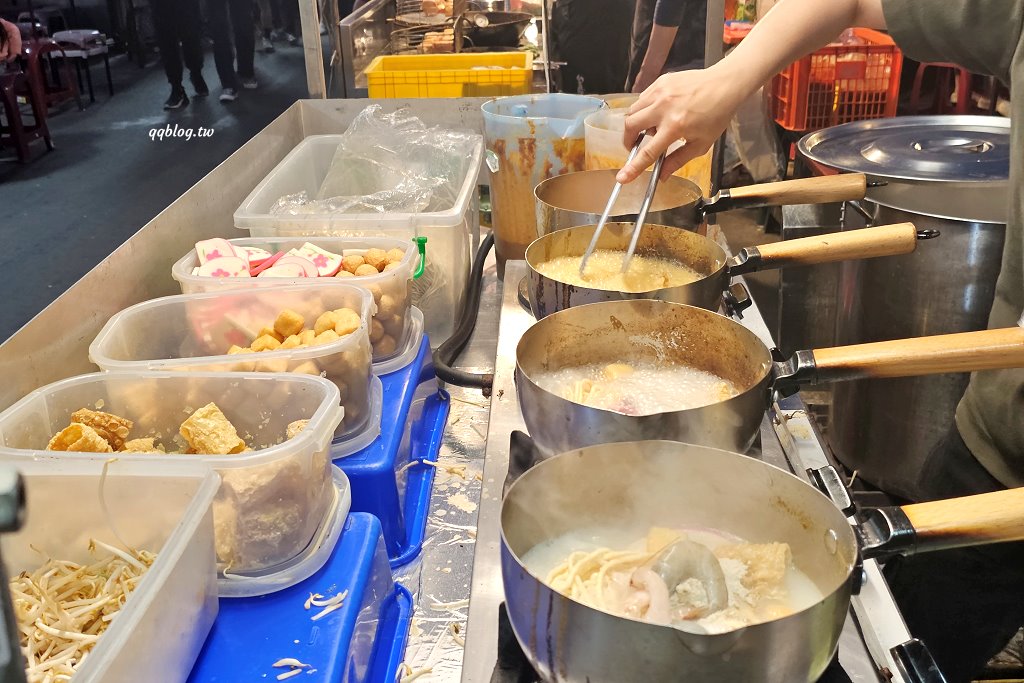 台中北屯︱吉寶叻沙麵@總站夜市,五種湯頭可以選擇,最愛香氣濃郁叻沙湯 @QQ的懶骨頭 台中北屯︱吉寶叻沙麵@總站夜市,五種湯頭可以選擇,最愛香氣濃郁叻沙湯 @QQ的懶骨頭