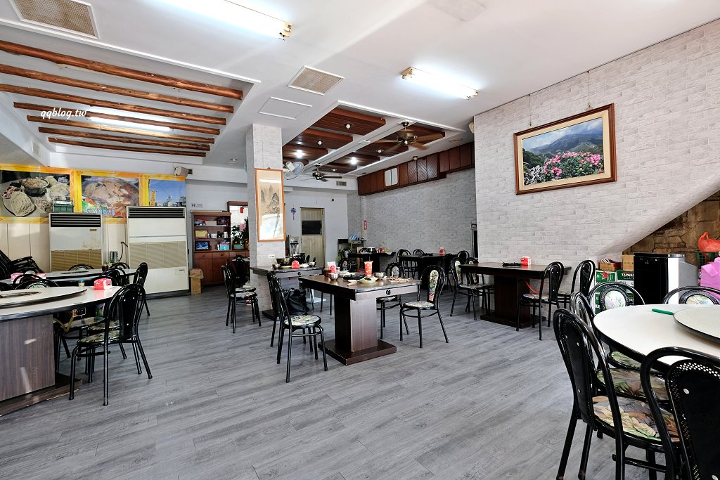 台中豐原︱老余牛家莊．後龍超人氣牛肉火鍋豐原展店，原汁原味呈現好味道 @QQ的懶骨頭
