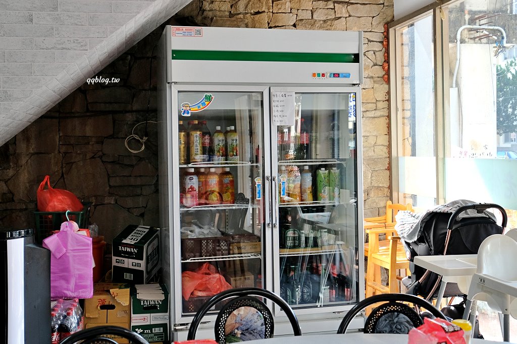 台中豐原︱老余牛家莊．後龍超人氣牛肉火鍋豐原展店，原汁原味呈現好味道 @QQ的懶骨頭