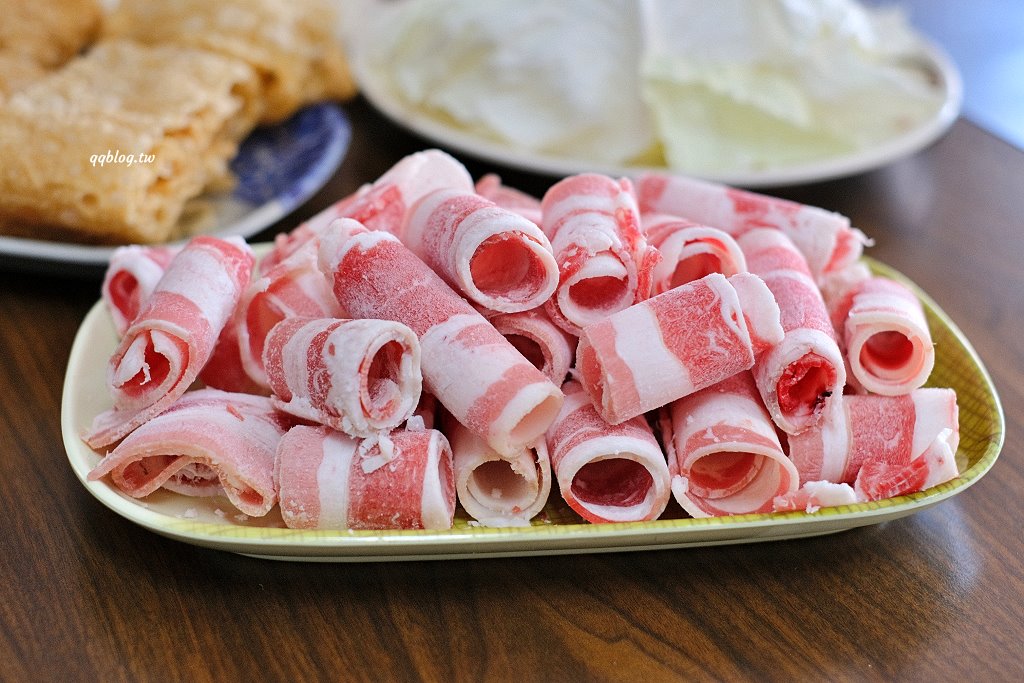 台中豐原︱老余牛家莊．後龍超人氣牛肉火鍋豐原展店，原汁原味呈現好味道 @QQ的懶骨頭