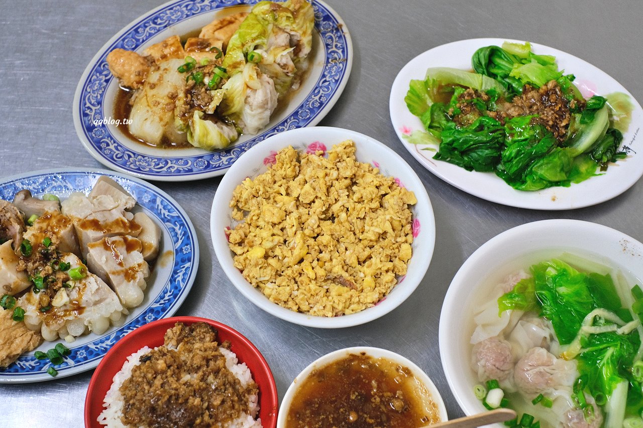 雲林斗六︱老街碗粿．飄香90年的美味古早味蛋飯，點滿一桌完全不傷荷包 @QQ的懶骨頭
