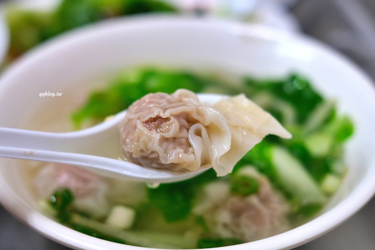 雲林斗六︱老街碗粿．飄香90年的美味古早味蛋飯，點滿一桌完全不傷荷包 @QQ的懶骨頭