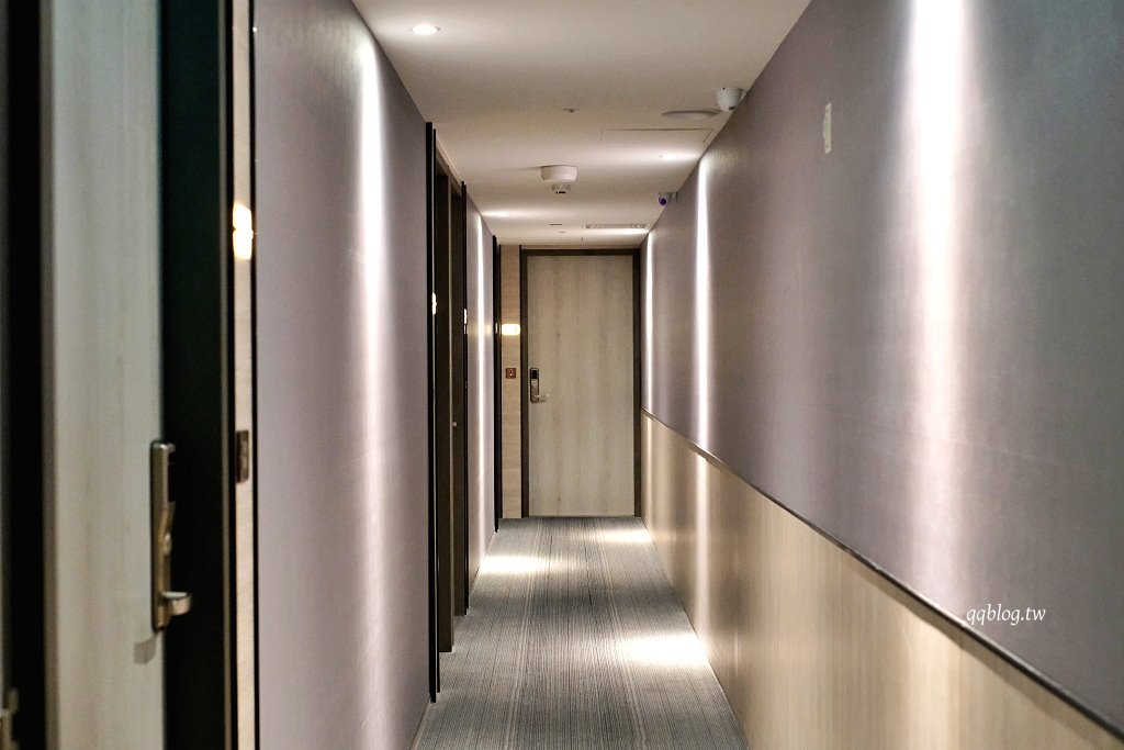 高雄住宿︱塩．泊思行旅．鹽埕區平價質感住宿，近駁二藝術特區 @QQ的懶骨頭