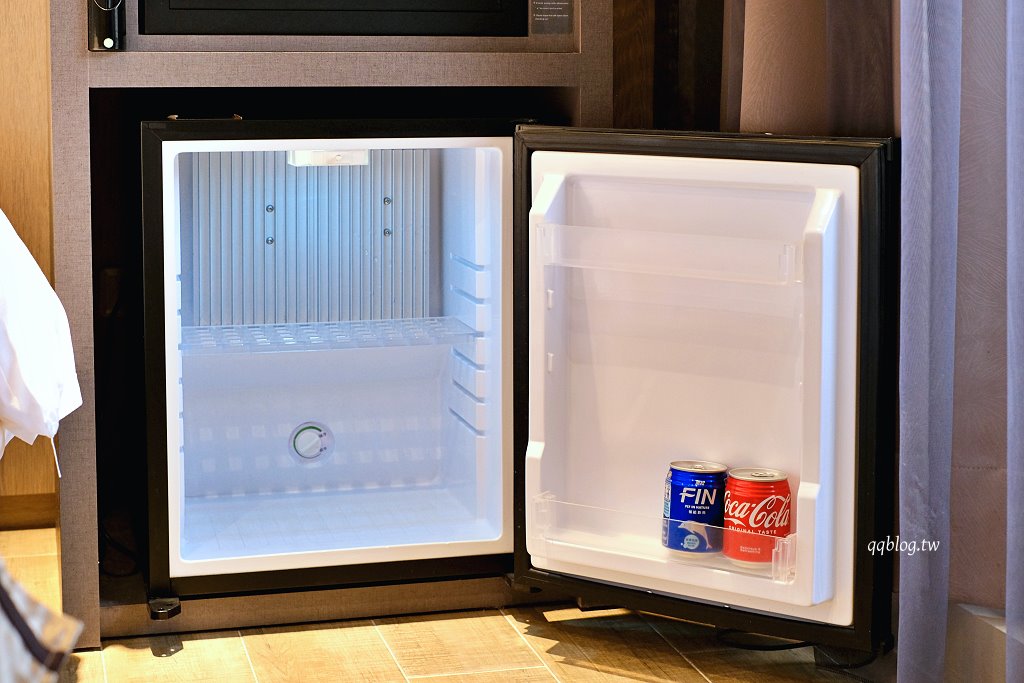 高雄住宿︱塩．泊思行旅．鹽埕區平價質感住宿，近駁二藝術特區 @QQ的懶骨頭