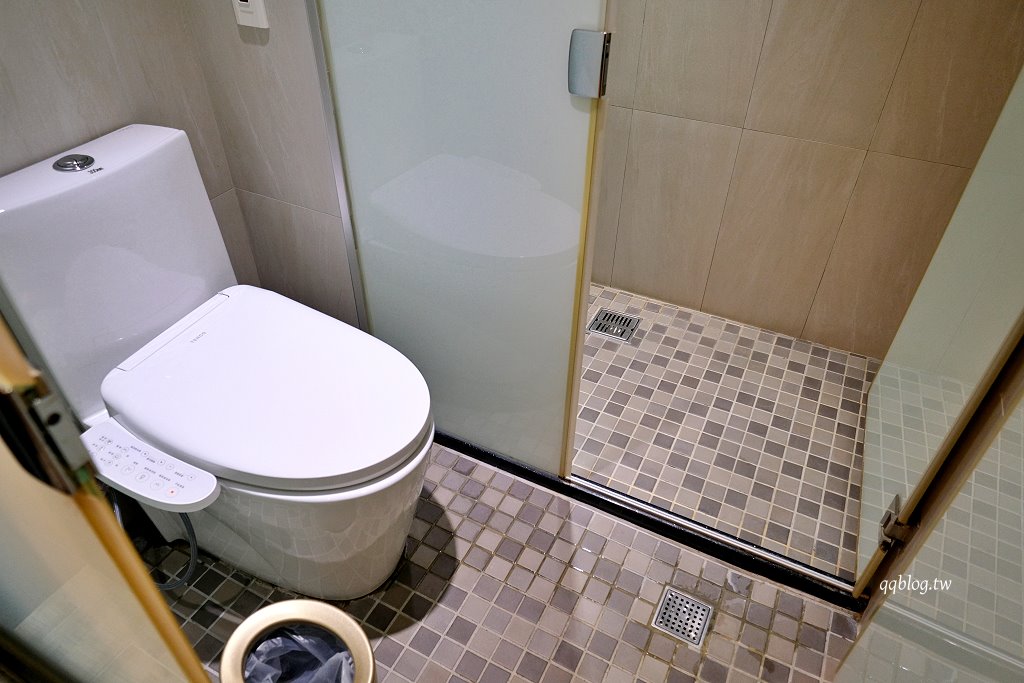 高雄住宿︱塩．泊思行旅．鹽埕區平價質感住宿，近駁二藝術特區 @QQ的懶骨頭