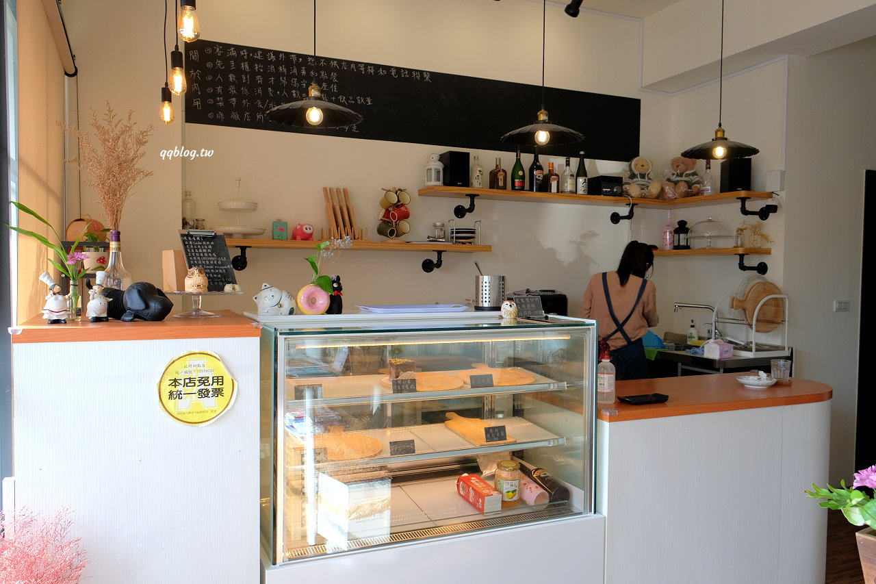 台中梧棲︱此時甜點店．海線超人氣甜點店，一星期只營業四天，常常不到一個小時就賣光 @QQ的懶骨頭