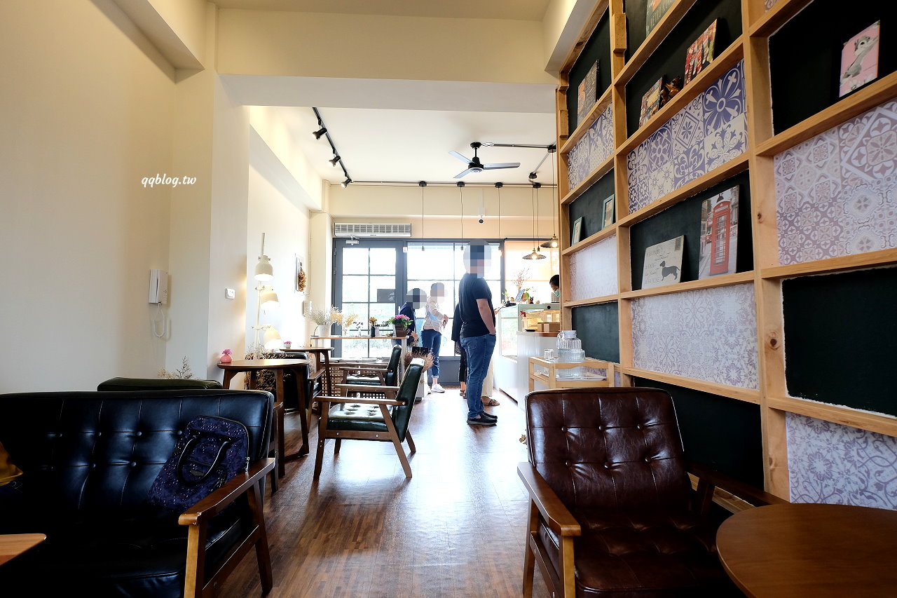 台中梧棲︱此時甜點店．海線超人氣甜點店，一星期只營業四天，常常不到一個小時就賣光 @QQ的懶骨頭