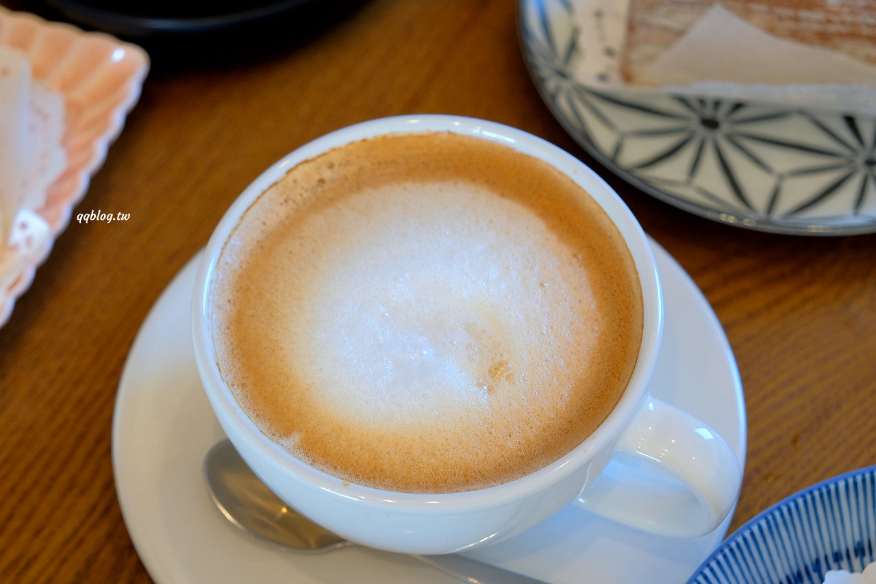 台中梧棲︱此時甜點店．海線超人氣甜點店，一星期只營業四天，常常不到一個小時就賣光 @QQ的懶骨頭