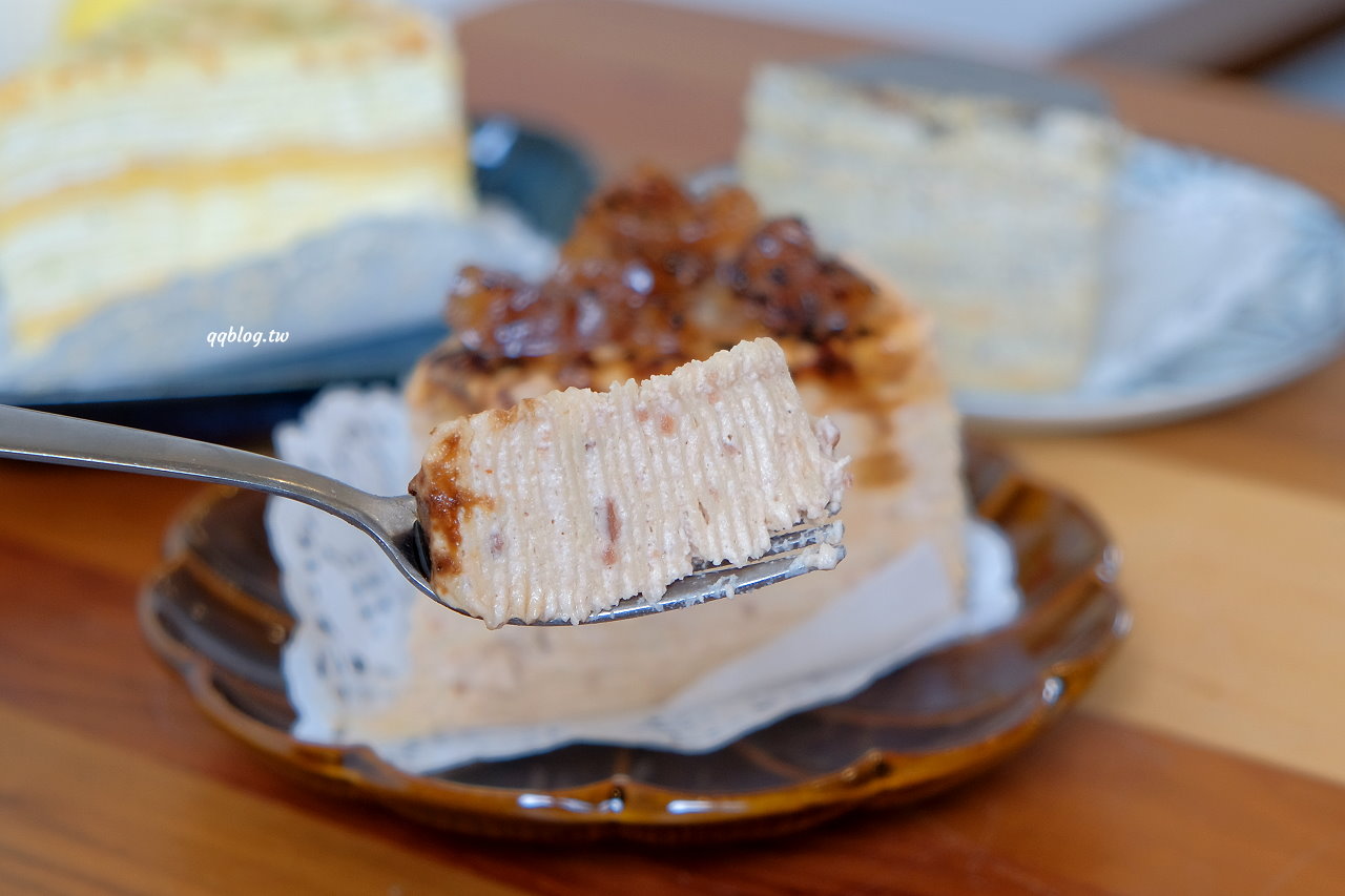 台中梧棲︱此時甜點店．海線超人氣甜點店，一星期只營業四天，常常不到一個小時就賣光 @QQ的懶骨頭