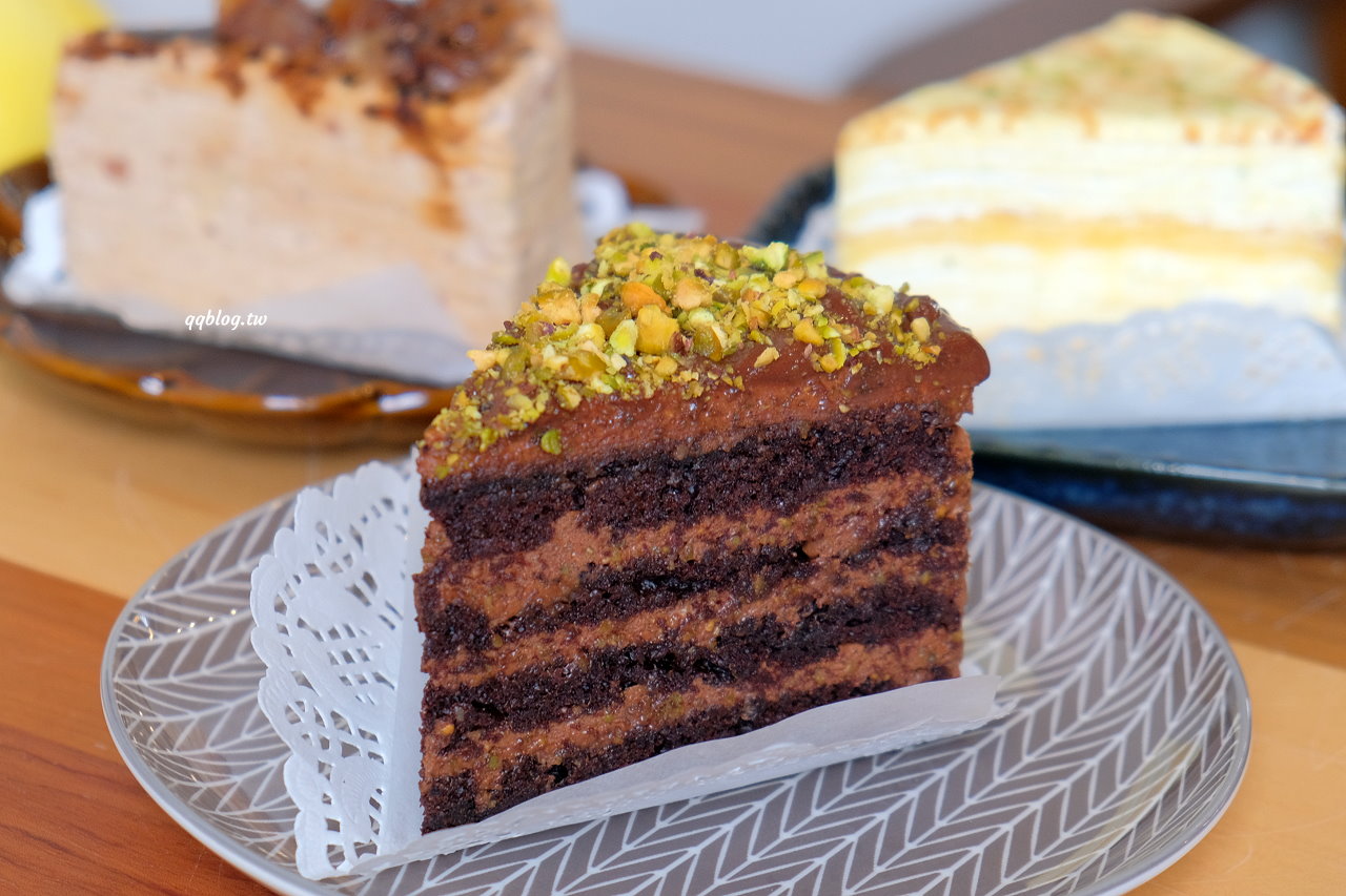 台中梧棲︱此時甜點店．海線超人氣甜點店，一星期只營業四天，常常不到一個小時就賣光 @QQ的懶骨頭