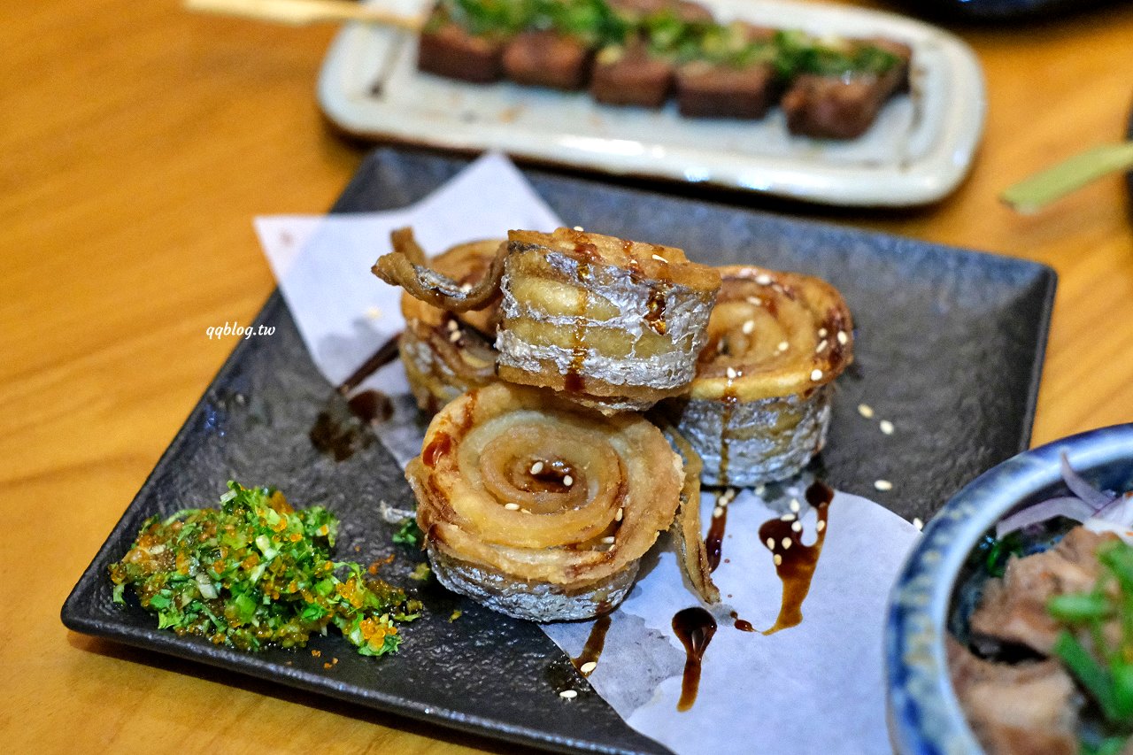 台中北區︱虎川千代居酒屋．日式氛圍居酒屋，是個吃美食、小酌的好地方，夜貓子的宵夜就選這裡了 @QQ的懶骨頭