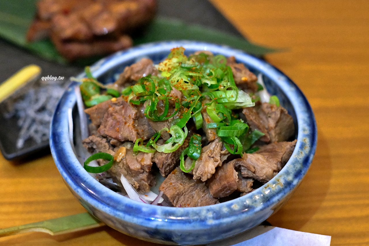 台中北區︱虎川千代居酒屋．日式氛圍居酒屋，是個吃美食、小酌的好地方，夜貓子的宵夜就選這裡了 @QQ的懶骨頭