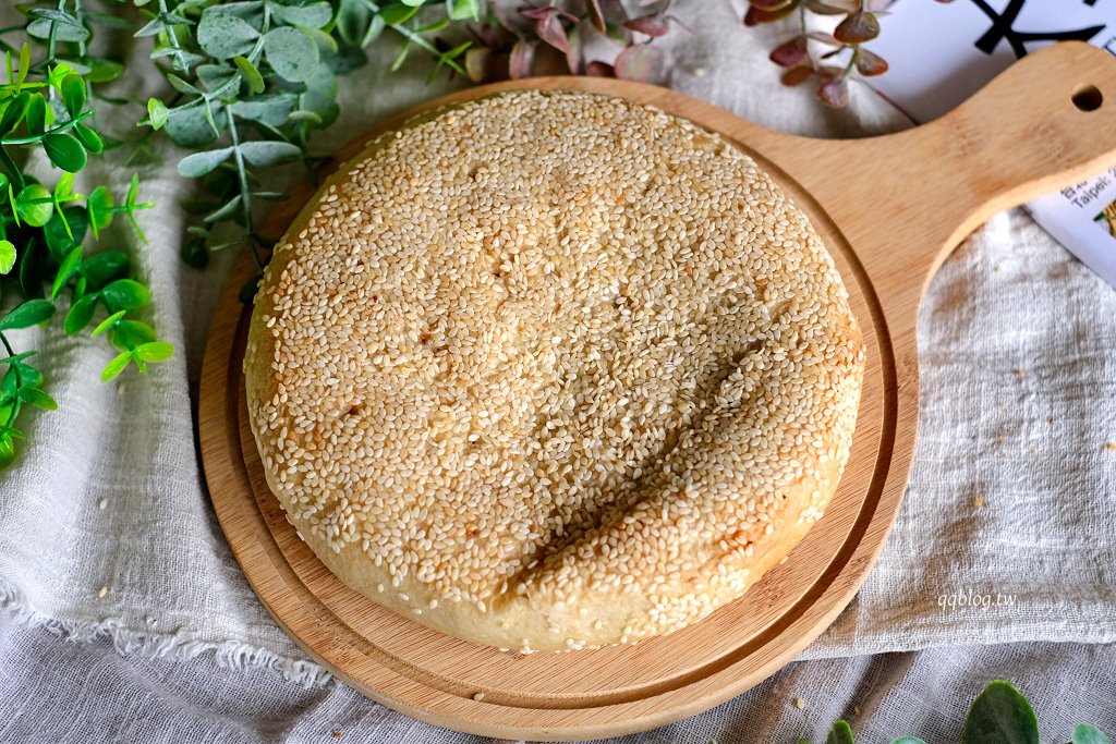 屏東鹽埔︱銘豐囍餅店．超特別的海綿蛋糕鳳梨酥，現場無販售，沒有預訂吃不到 @QQ的懶骨頭