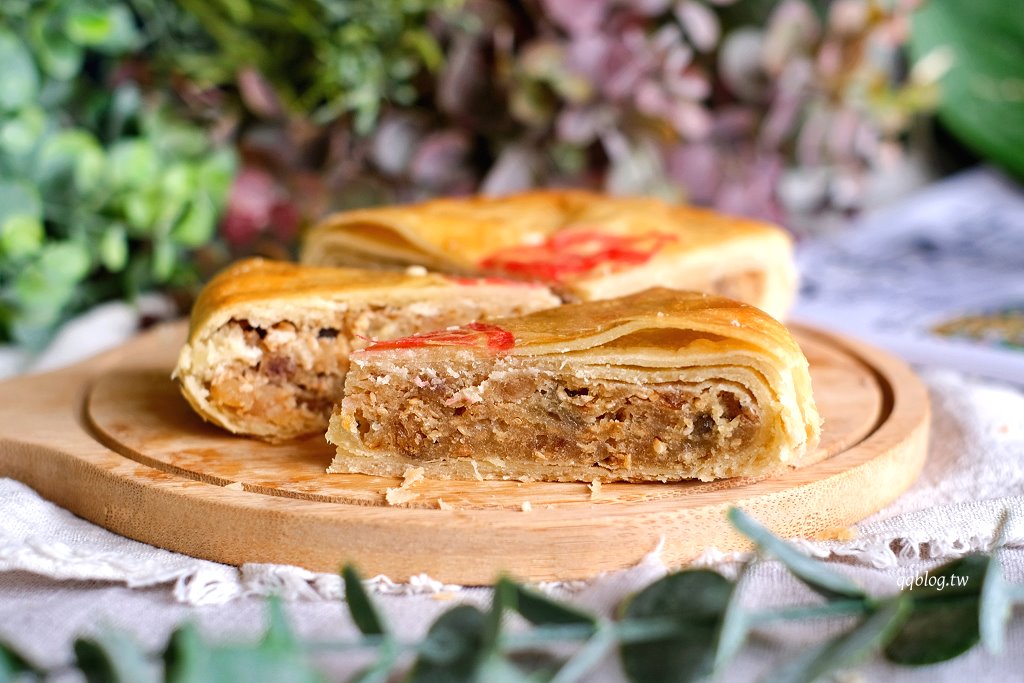 屏東鹽埔︱銘豐囍餅店．超特別的海綿蛋糕鳳梨酥，現場無販售，沒有預訂吃不到 @QQ的懶骨頭