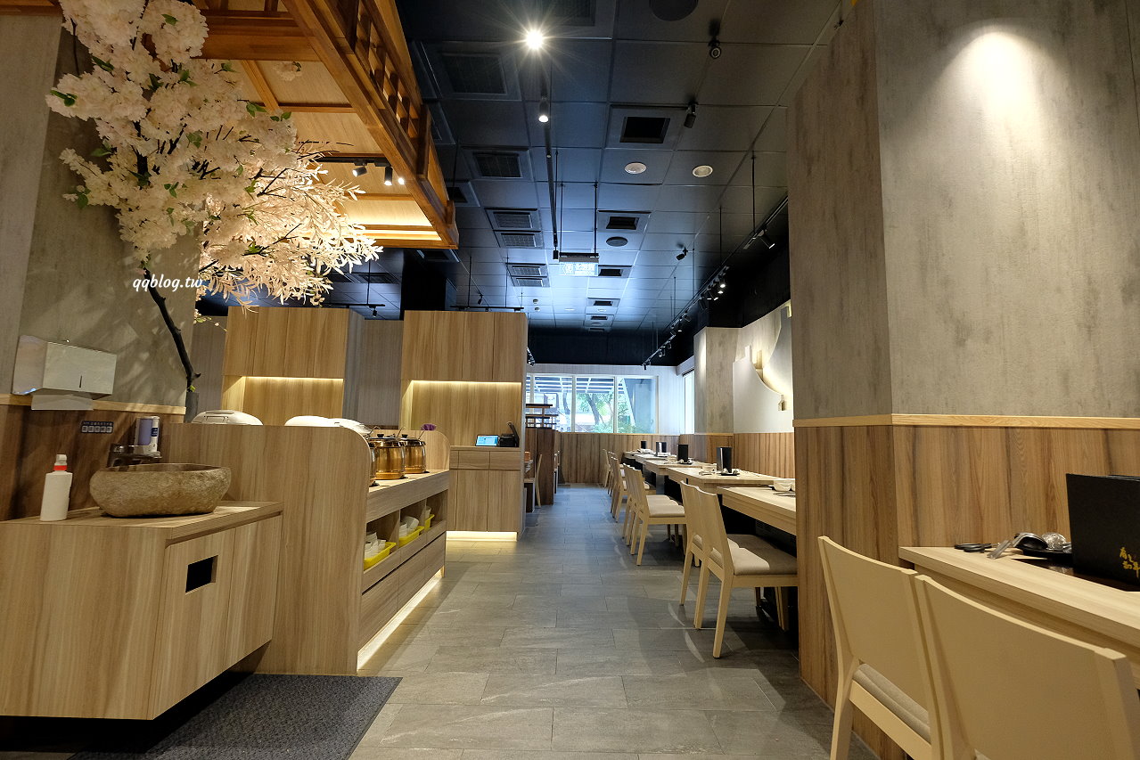 台中北屯︱有之和牛 鍋物放題@台中松竹店．平日午餐788元起就有澳洲和牛、蔬菜吧、飲料吃到飽，+99元還可以吃烤肉 @QQ的懶骨頭