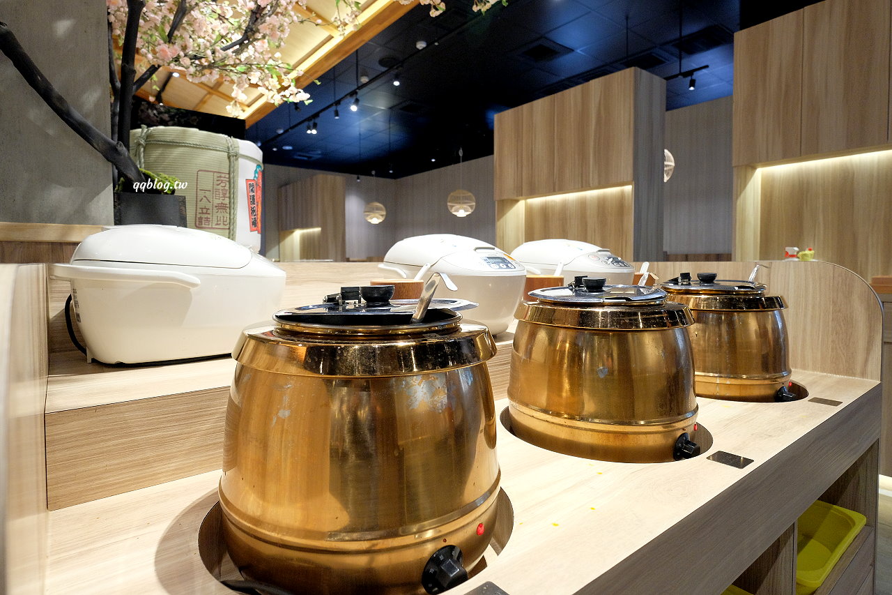 台中北屯︱有之和牛 鍋物放題@台中松竹店．平日午餐788元起就有澳洲和牛、蔬菜吧、飲料吃到飽，+99元還可以吃烤肉 @QQ的懶骨頭