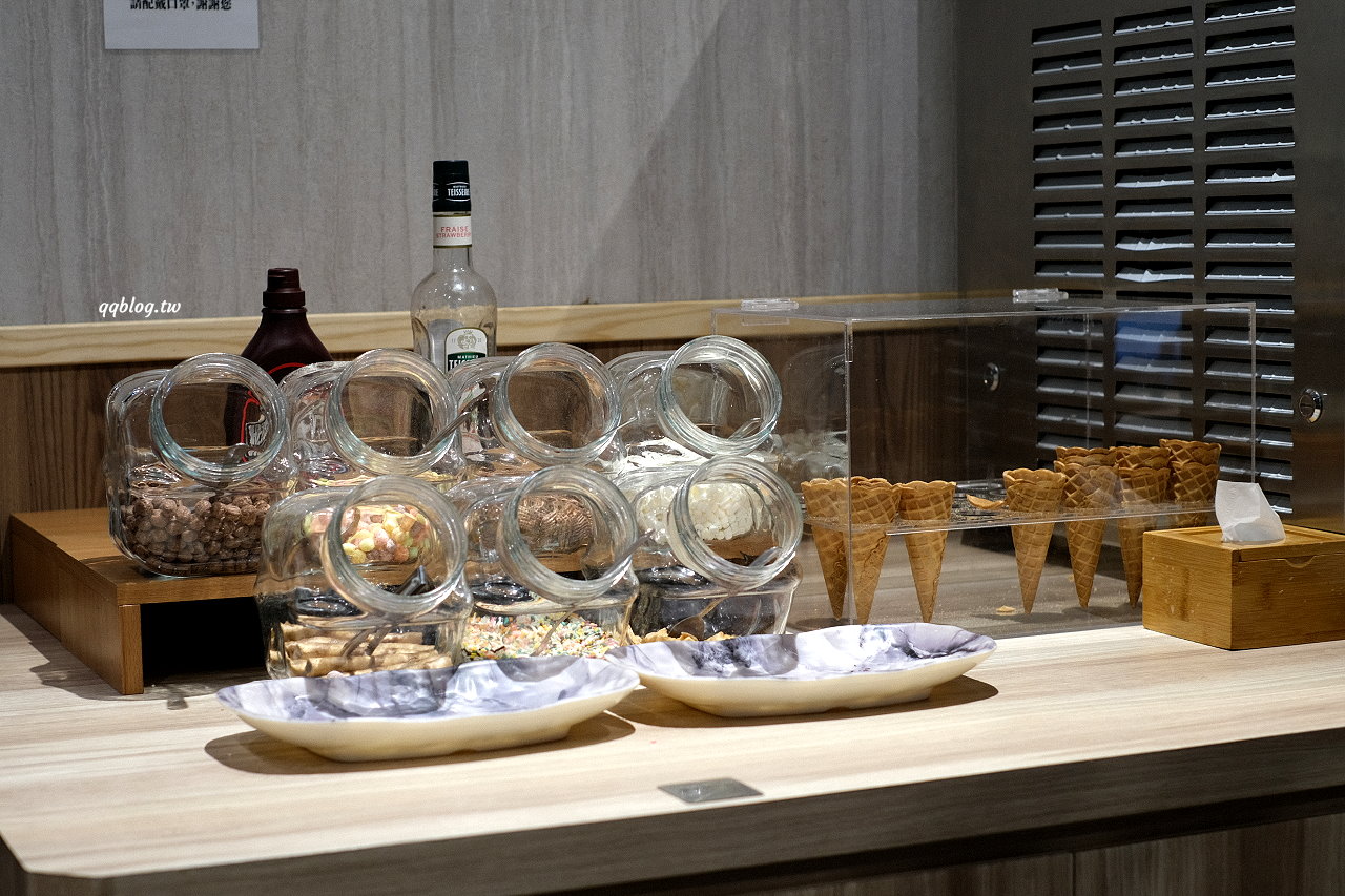 台中北屯︱有之和牛 鍋物放題@台中松竹店．平日午餐788元起就有澳洲和牛、蔬菜吧、飲料吃到飽，+99元還可以吃烤肉 @QQ的懶骨頭