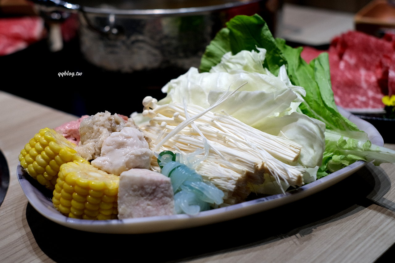 台中北屯︱有之和牛 鍋物放題@台中松竹店．平日午餐788元起就有澳洲和牛、蔬菜吧、飲料吃到飽，+99元還可以吃烤肉 @QQ的懶骨頭