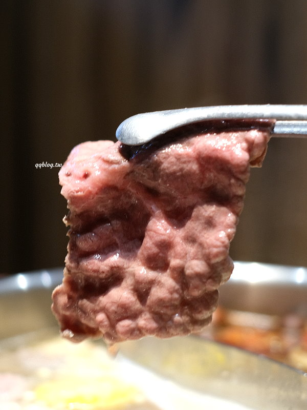 台中北屯︱有之和牛 鍋物放題@台中松竹店．平日午餐788元起就有澳洲和牛、蔬菜吧、飲料吃到飽，+99元還可以吃烤肉 @QQ的懶骨頭