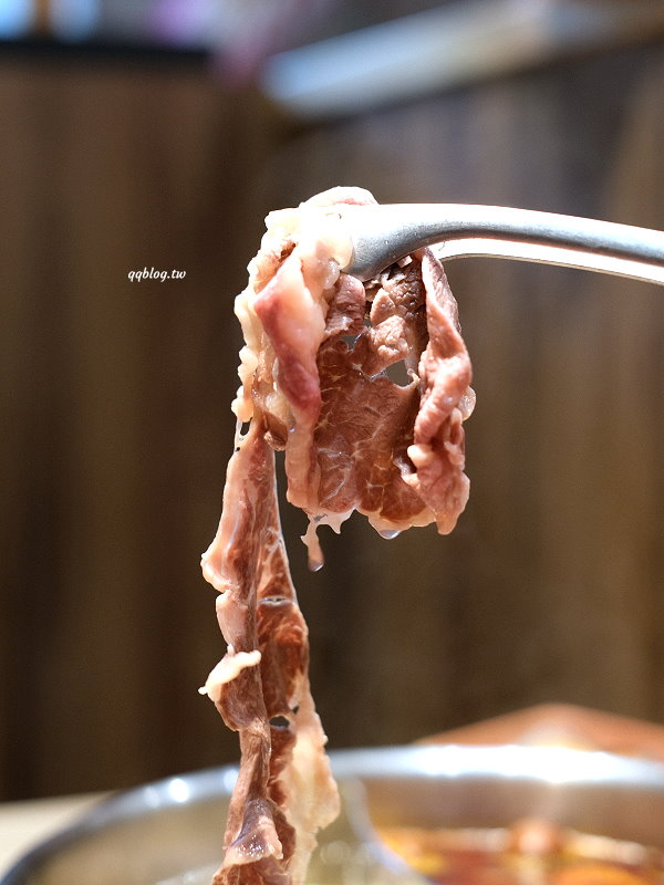 台中北屯︱有之和牛 鍋物放題@台中松竹店．平日午餐788元起就有澳洲和牛、蔬菜吧、飲料吃到飽，+99元還可以吃烤肉 @QQ的懶骨頭