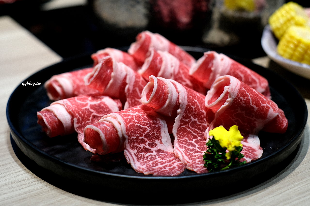 台中北屯︱有之和牛 鍋物放題@台中松竹店．平日午餐788元起就有澳洲和牛、蔬菜吧、飲料吃到飽，+99元還可以吃烤肉 @QQ的懶骨頭