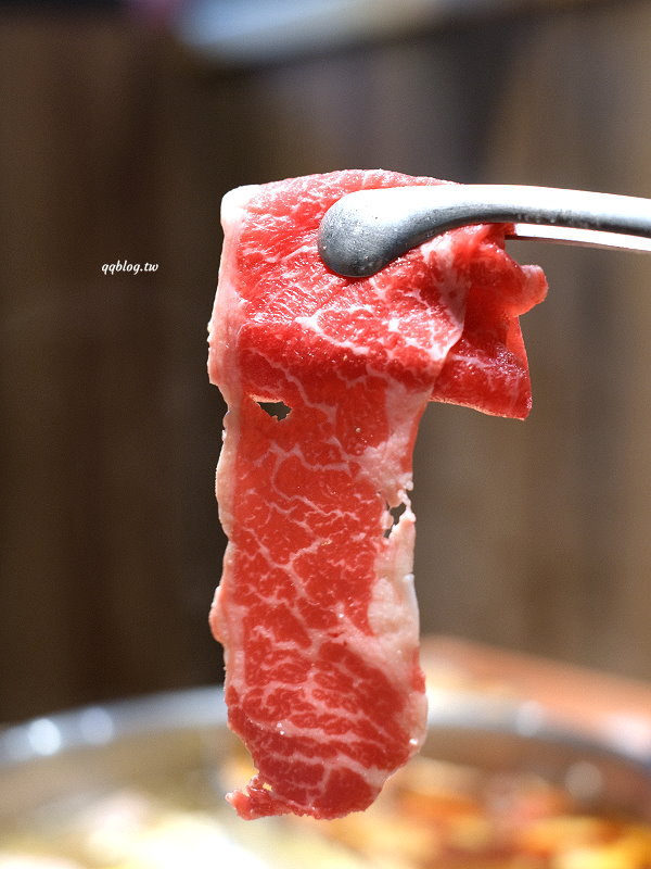 台中北屯︱有之和牛 鍋物放題@台中松竹店．平日午餐788元起就有澳洲和牛、蔬菜吧、飲料吃到飽，+99元還可以吃烤肉 @QQ的懶骨頭