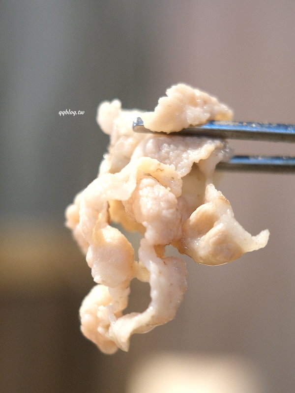 台中北屯︱有之和牛 鍋物放題@台中松竹店．平日午餐788元起就有澳洲和牛、蔬菜吧、飲料吃到飽，+99元還可以吃烤肉 @QQ的懶骨頭