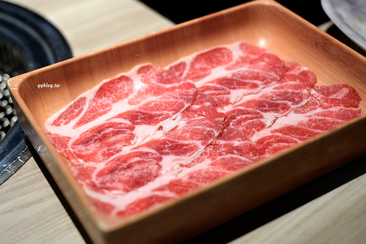 台中北屯︱有之和牛 鍋物放題@台中松竹店．平日午餐788元起就有澳洲和牛、蔬菜吧、飲料吃到飽，+99元還可以吃烤肉 @QQ的懶骨頭